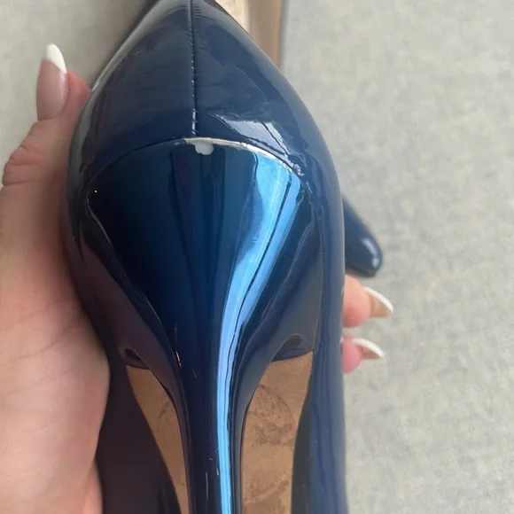 KORS Michael Kors Blue Patent Heels - Picture 5 of 7